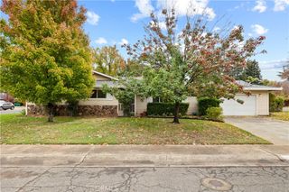 1 Cottage Circle, Chico, CA 95926