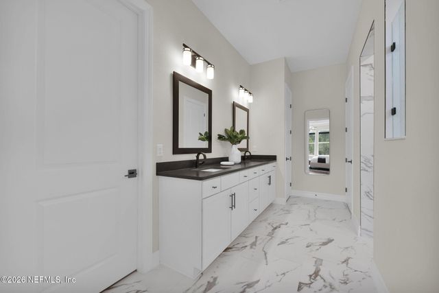 214 HEADSTREAM Drive, St. Johns, FL 32259
