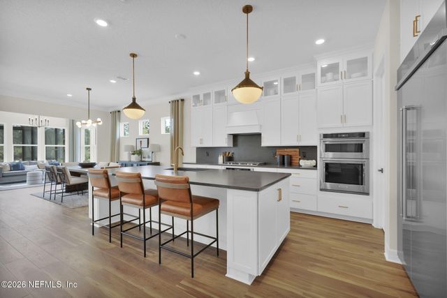 214 HEADSTREAM Drive, St. Johns, FL 32259
