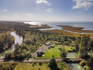 133 Burrows Road, Hoquiam, WA 98550