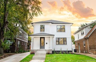 2418 Yale Avenue, Royal Oak, MI 48067