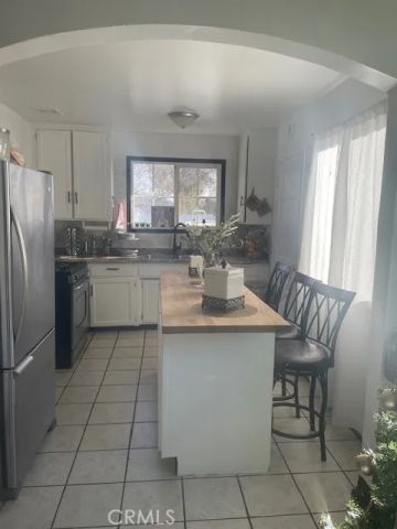 44329 3rd East, Lancaster, CA 93535