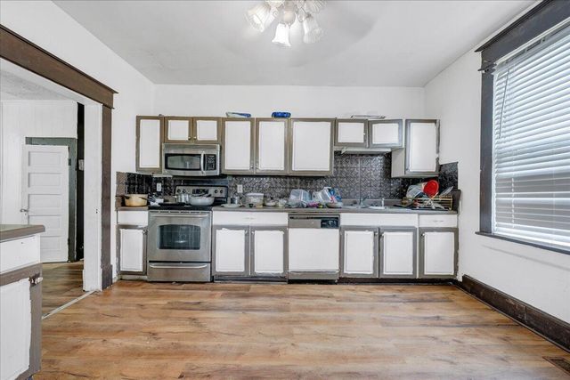 SE 604 Elm AVE, Roanoke, VA 24013