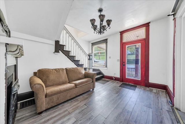 SE 604 Elm AVE, Roanoke, VA 24013