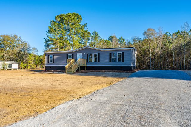 2896 Harristown Road, Saint Stephen, SC 29479