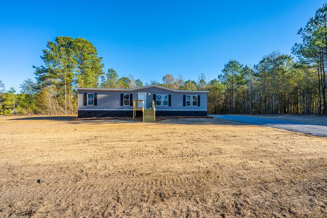 2896 Harristown Road, Saint Stephen, SC 29479