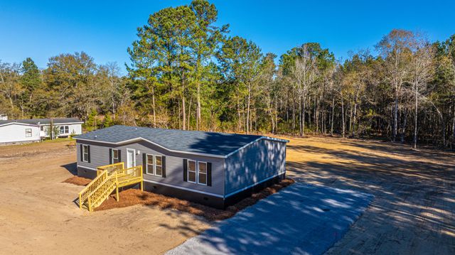 2896 Harristown Road, Saint Stephen, SC 29479
