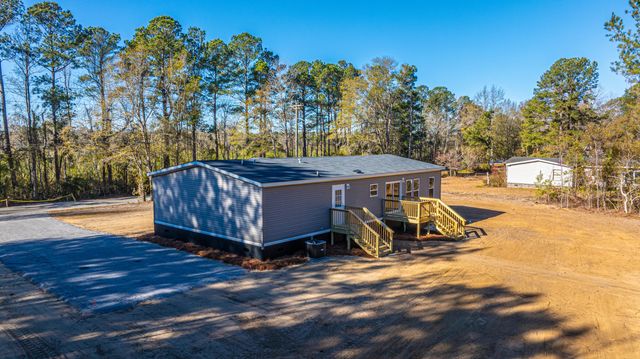 2896 Harristown Road, Saint Stephen, SC 29479