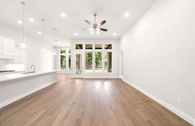 9746 Roaring River Falls Lane, Porter, TX 77365