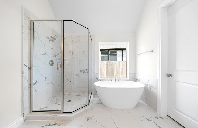 9746 Roaring River Falls Lane, Porter, TX 77365