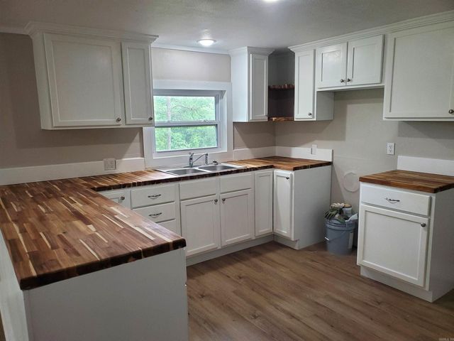 288 Polk Road 57, Mena, AR 71953