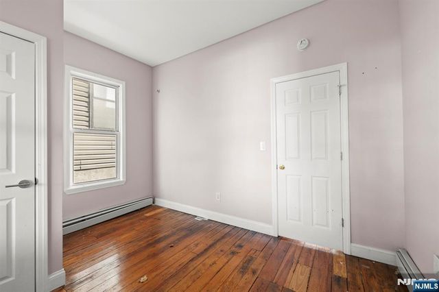 122 18th Street, Union City, NJ 07087