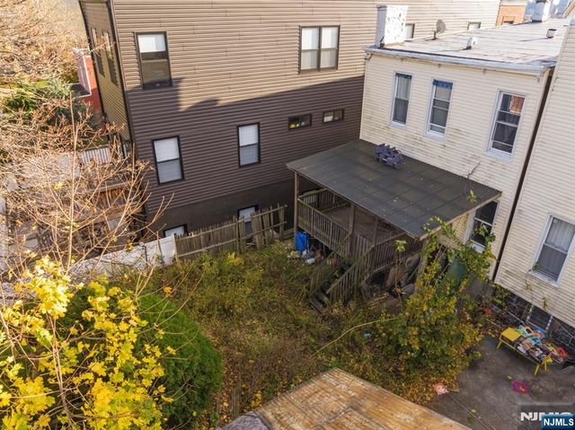 122 18th Street, Union City, NJ 07087