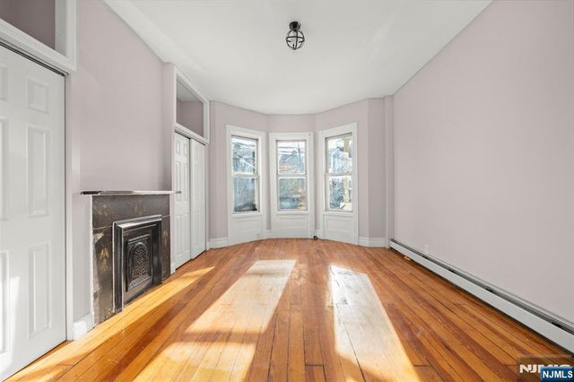 122 18th Street, Union City, NJ 07087