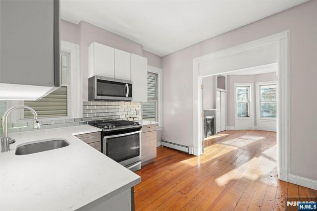 122 18th Street, Union City, NJ 07087