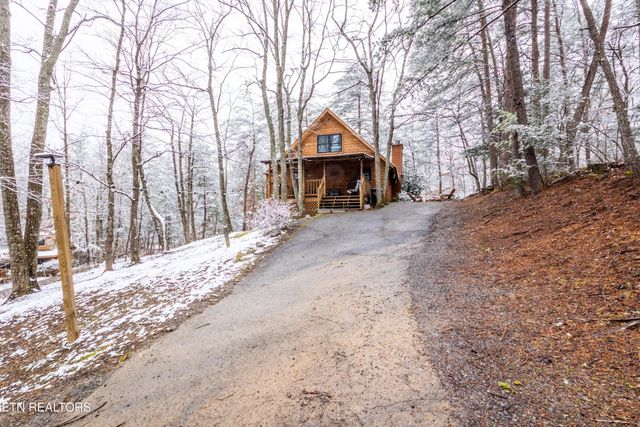 1650 S Mountain View Rd, Sevierville, TN 37876