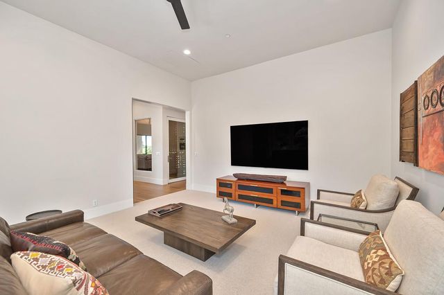 299 Bronzino Ct, El Dorado Hills, CA 95762