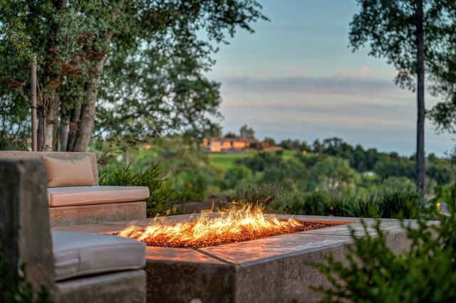 299 Bronzino Ct, El Dorado Hills, CA 95762