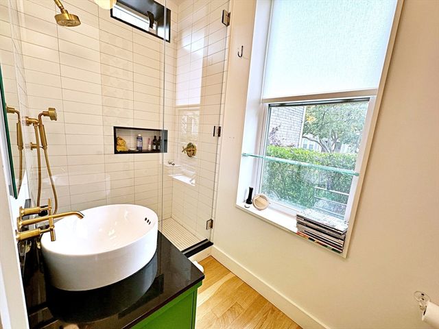 206 Webster 1A, Boston, MA 02128