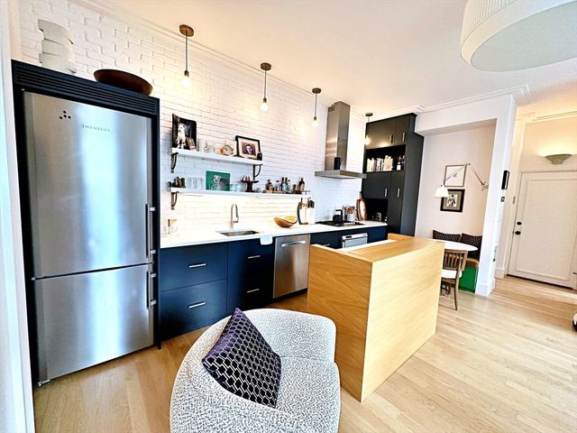 206 Webster 1A, Boston, MA 02128