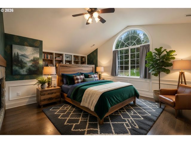 453 E STONECREEK Dr, La Center, WA 98629