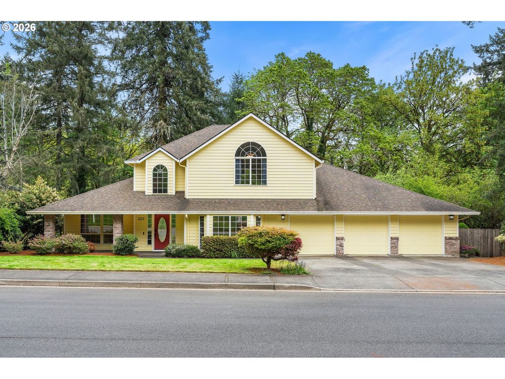 453 E STONECREEK Dr, La Center, WA 98629