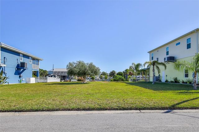 4502 BAHAMA DRIVE, Hernando Beach, FL 34607