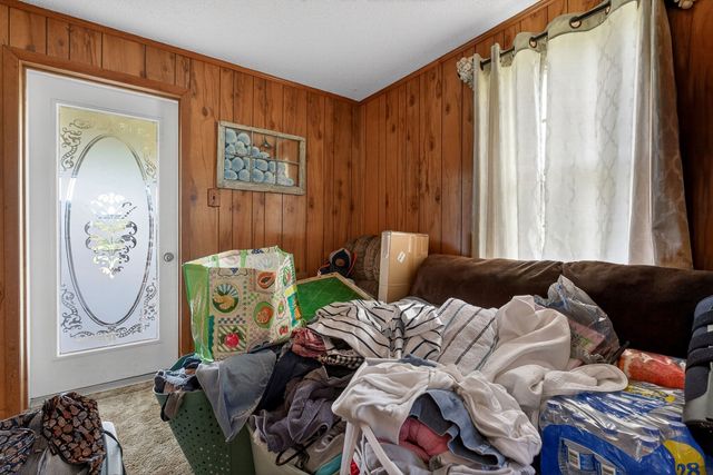 2531 Old Well Rd, Morrison, TN 37357