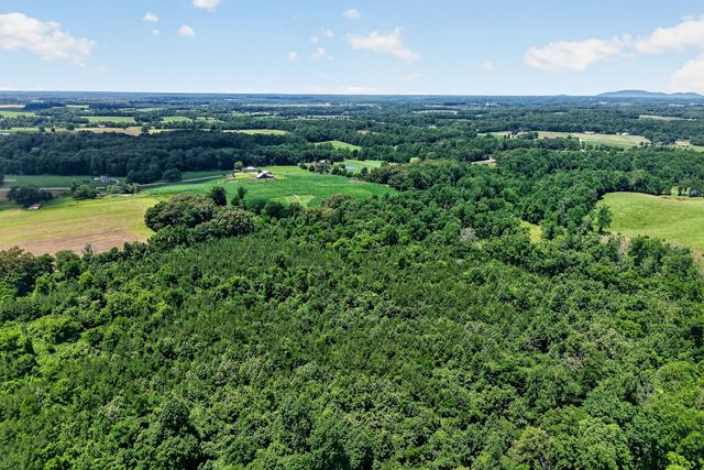 2531 Old Well Rd, Morrison, TN 37357