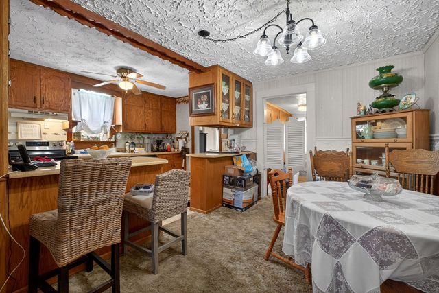 2531 Old Well Rd, Morrison, TN 37357