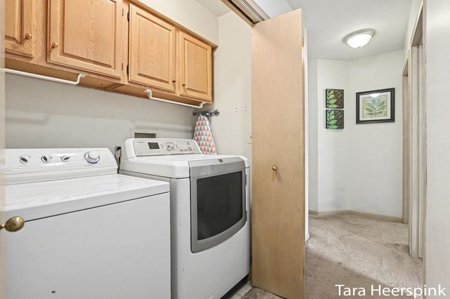 6237 Arroyo Vista Drive Ne, Cannon Twp, MI 49341