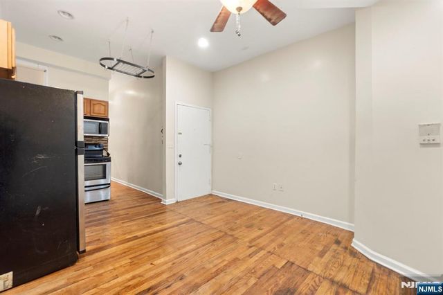 244 Webster Avenue 1R, Jersey City, NJ 07307