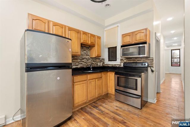 244 Webster Avenue 1R, Jersey City, NJ 07307