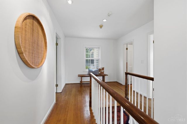 2750 Lower Grandin Road, Cincinnati, OH 45208