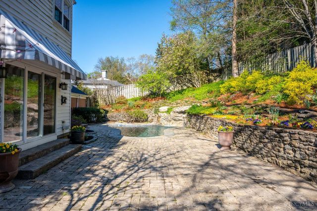 2750 Lower Grandin Road, Cincinnati, OH 45208