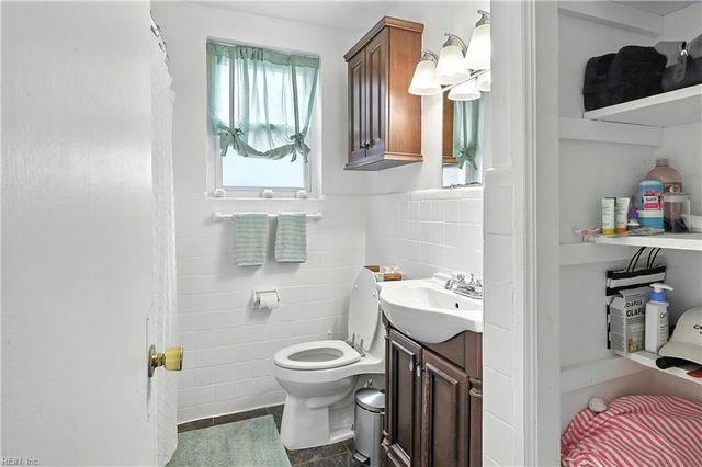 5133 E Princess Anne RD, Norfolk, VA 23502