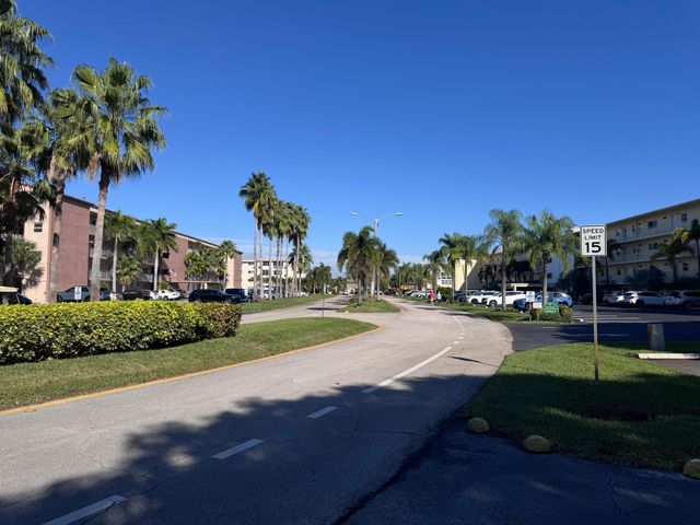 300 NE 26th Avenue 4030, Boynton Beach, FL 33435