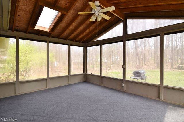 62 W Bel Meadow Lane, Chagrin Falls, OH 44022