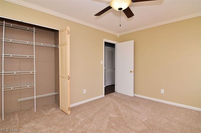 62 W Bel Meadow Lane, Chagrin Falls, OH 44022