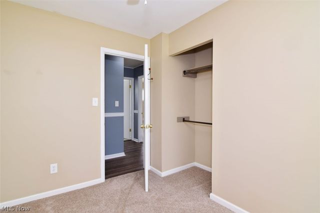 62 W Bel Meadow Lane, Chagrin Falls, OH 44022