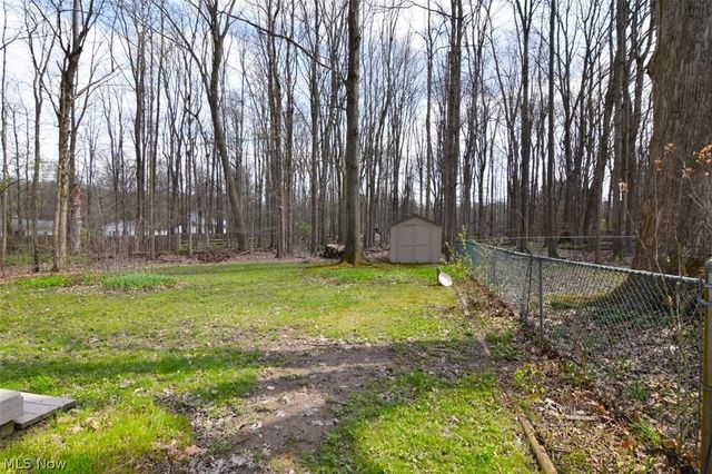 62 W Bel Meadow Lane, Chagrin Falls, OH 44022