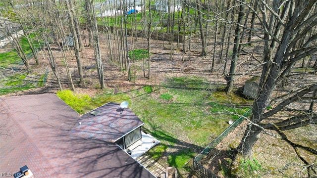 62 W Bel Meadow Lane, Chagrin Falls, OH 44022