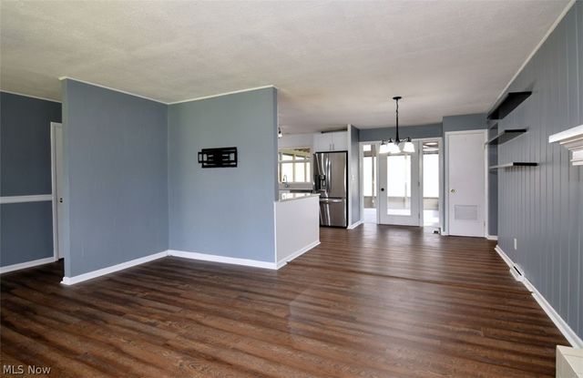 62 W Bel Meadow Lane, Chagrin Falls, OH 44022