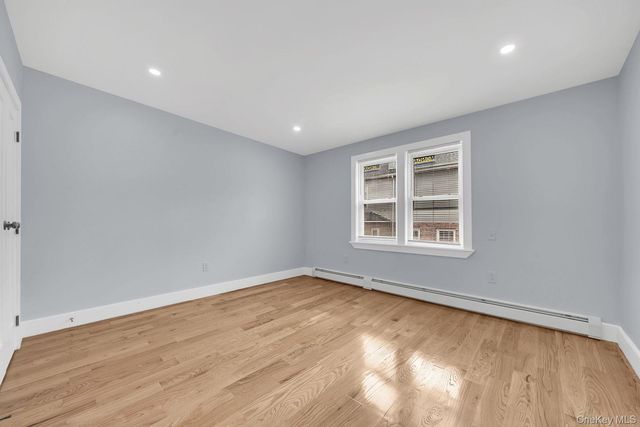 1616 HAMMERSLEY Avenue, Bronx, NY 10469