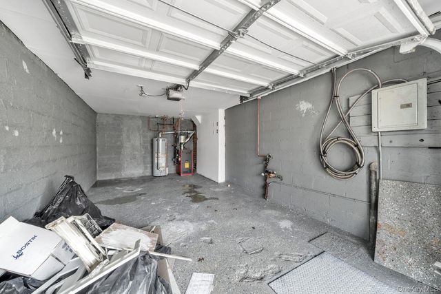 1616 HAMMERSLEY Avenue, Bronx, NY 10469