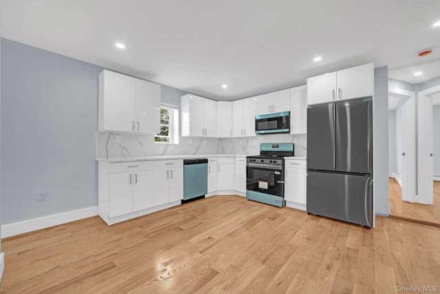 1616 HAMMERSLEY Avenue, Bronx, NY 10469