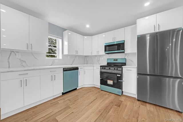 1616 HAMMERSLEY Avenue, Bronx, NY 10469