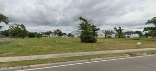 4808 W Beach Boulevard, Gulfport, MS 39501