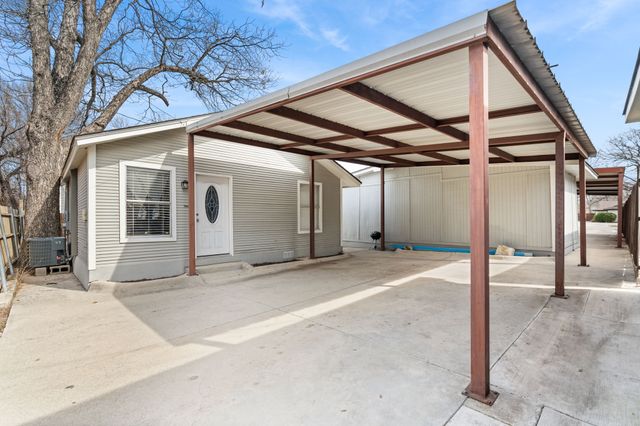 1716 5th Avenue, Fort Worth, TX 76110