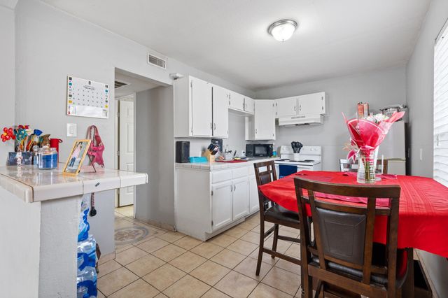 1716 5th Avenue, Fort Worth, TX 76110